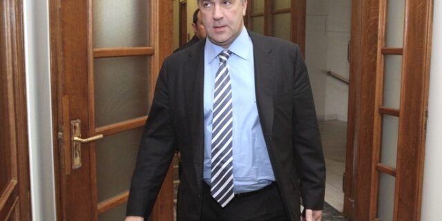 Βορίδης: Να βγουν σε πλειστηριασμό ακόμα και οι πρώτες κατοικίες