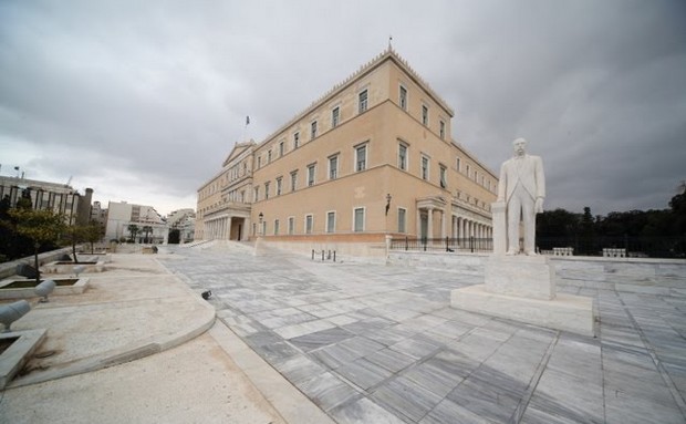 Ολόκληρο το σχέδιο Μνημονίου με τις ανατροπές στα εργασιακά