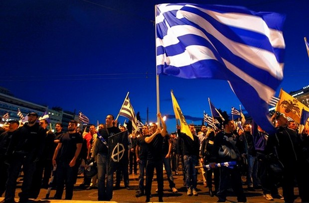 Wall Street Journal: Πώς ”κερδίζει έδαφος” η Χρυσή Αυγή