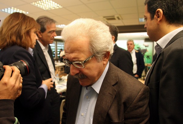 Τέλος από το ΠΑΣΟΚ ο Μίμης Ανδρουλάκης