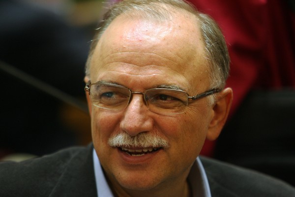 Παπαδημούλης: Υπέρ της πολιτικής Ομπάμα αλλά και ισχυρής ΕΚΤ