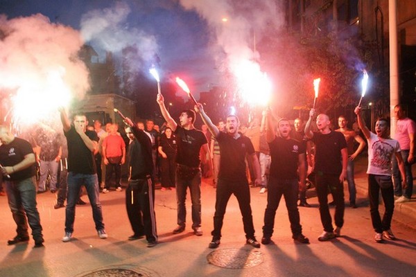 Χρυσή Αυγή: Ρίχνουν τα προφίλ των βουλευτών μας