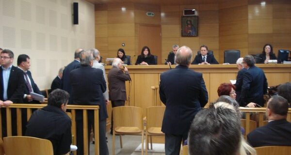 Περικοπές έως και 24% για τους δικαστές