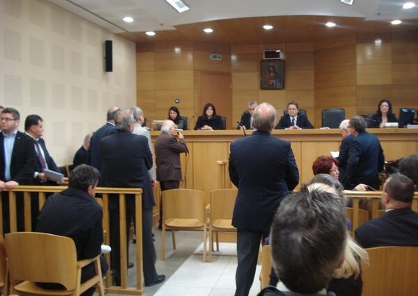 Περικοπές έως και 24% για τους δικαστές