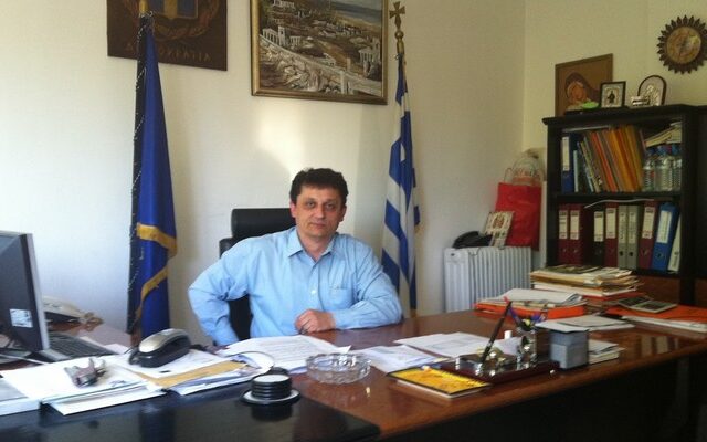 Δήμαρχος Αλιάρτου: “Ψάχνω δεύτερη δουλειά…”