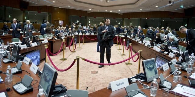 Ολονύχτιο θρίλερ στη Σύνοδο Κορυφής. Αισιοδοξία για συμφωνία