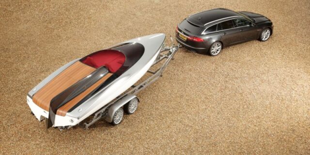 Η Jaguar σε… βαθιά νερά με το Speed Boat Concept