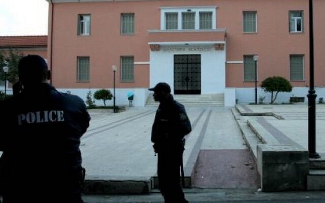 Μαφία της Κρήτης: Δικηγόρος μήνυσε υψηλόβαθμους αξιωματικούς της ΕΛ.ΑΣ. και τον “εγκέφαλο”