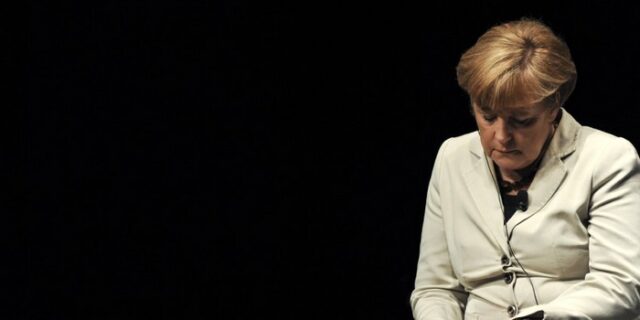 Λίγο πριν ξεκινήσουν τα καραβάνια αλληλεγγύης με ανθρωπιστική βοήθεια προς τη χειμαζόμενη και ηττημένη Γερμανία