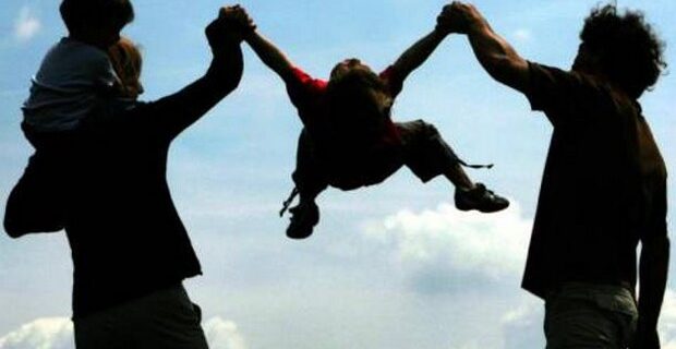 Φορολογική τιμωρία σε όσους έχουν οικογένεια και δύο παιδιά