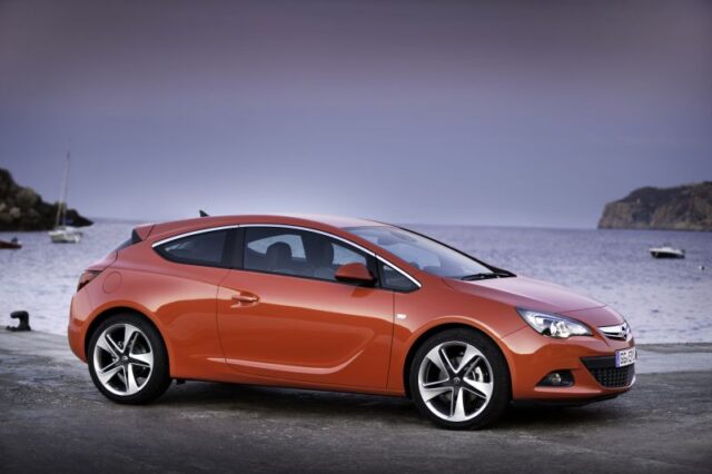 Opel Astra GTC 1,7 CDTI. Ένα πραγματικό κουπέ