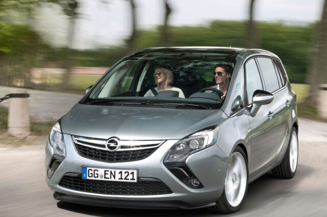 Opel Zafira Tourer. Κέρδισε το ‘Χρυσό Τιμόνι 2012’
