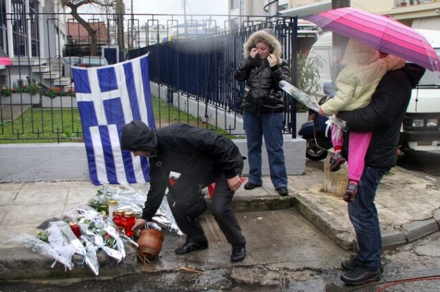 Το ξέσπασμα του πατέρα του αδικοχαμένου αστυνομικού στο μακελειό του Ρέντη