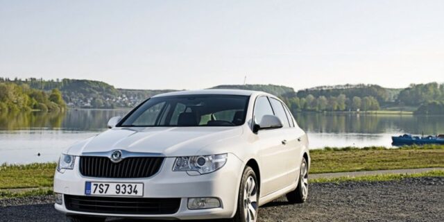 Škoda Superb. Τώρα και με κινητήρα diesel 1.6TDi