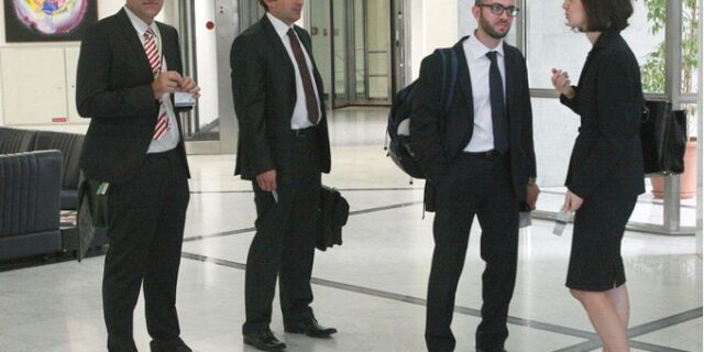 Διαφωνίες στις διαπραγματεύσεις Λευκωσίας-τρόικας