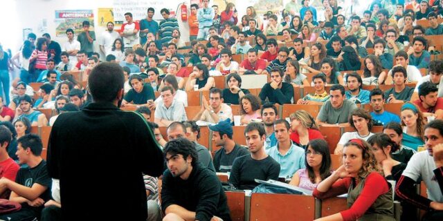 Ο πρόεδρος των πανεπιστημιακών κατά των πρυτάνεων που προσέφυγαν στο ΣτΕ