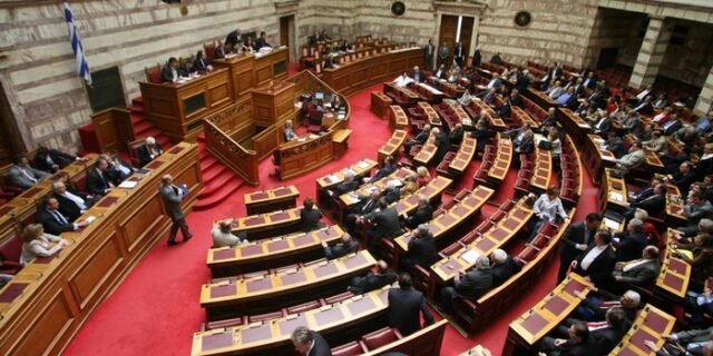 Στην χώρα των τυφλών ταξιτζήδων… κυβερνούν διπλωματούχοι κουφοί και τυφλοί