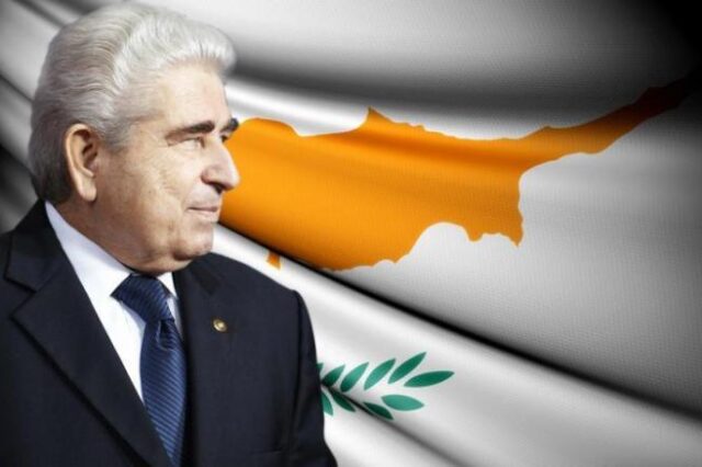 Το “μπαλάκι” στον Χριστόφια μετά τις συγκλήσεις στα Τραπεζικά