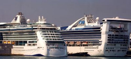 Επέκταση του λιμανιού Πειραιά για τα κρουαζιερόπλοια