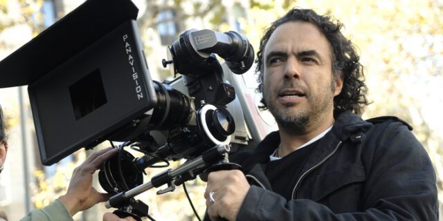 Ο Αλεχάντρο Γκονζάλες Ινιαρίτου σκηνοθετεί… κωμωδία