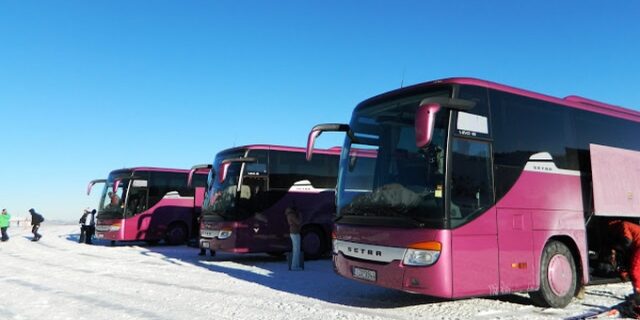 Μεταφορά στο Χιονοδρομικό Κέντρο Καλαβρύτων με τα SnowBuses του Amphitrion