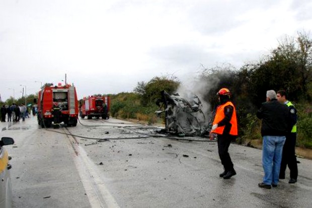 Τραγωδία στην Κρήτη: Ποιοι είναι οι επιβάτες του ασθενοφόρου που κάηκαν ζωντανοί