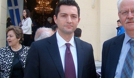 Αποχωρεί από τους Ανεξάρτητους Έλληνες και ο Βασίλης Καμηλαράκης