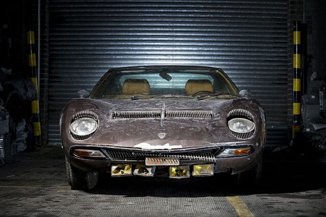 Στο σφυρί η Lamborghini Miura, το δώρο του Ωνάση στον Κόκοτα