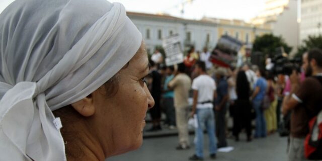 Τα διασταυρούμενα μονοπάτια της μετανάστευσης και το σπίτι ανάμεσα*