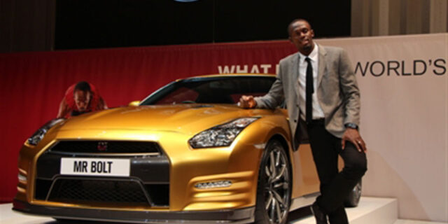 To «χρυσό» Nissan GT-R του Μπολτ, συγκέντρωσε πάνω από 193.000 δολλάρια