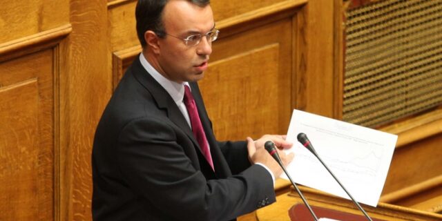 Εξοικονόμηση εκατομμυρίων ευρώ από τον εξορθολογισμό των συντάξεων ανασφάλιστων ηλικιωμένων
