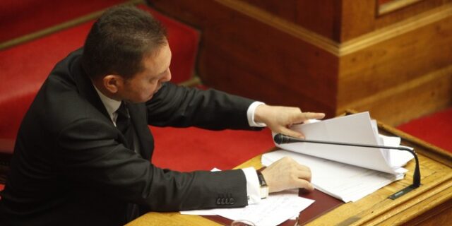 Στη Βουλή το φορολογικό νομοσχέδιο. Ποιοι χάνουν, ποιοι κερδίζουν