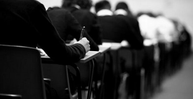 Καταγγελία σοκ: Προσπάθησαν να κάψουν 25χρονη τρανς εσπερινού σχολείου