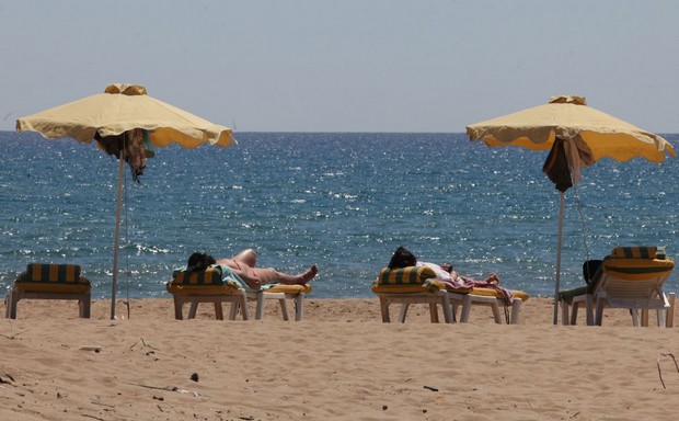 Διπλωματούχοι Ξεναγοί: Η απορρύθμιση ενός επαγγέλματος με τις ευλογίες του Υπουργείου Τουρισμού