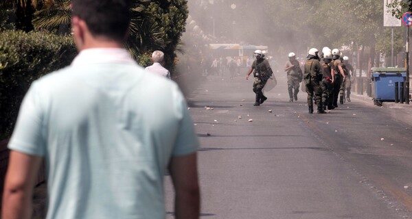 ΠΑΣΟΚ: Στη Βουλή το θέμα της βίας στα ΑΕΙ