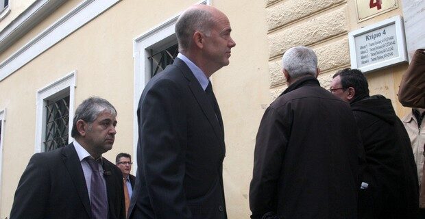 Αντρίκος Παπανδρέου: “Ήρθα να υπερασπιστώ την τιμή μου και της οικογένειάς μου”