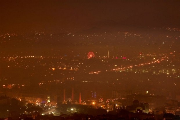 Τώρα θυμήθηκαν την αιθαλομίχλη: Δίνουν δωρεάν ρεύμα στους παρόχους κοινωνικού τιμολογίου τις ημέρες υπέρβασης