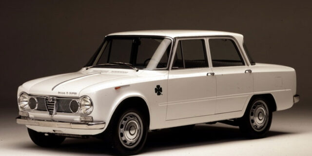 Alfa Romeo Giulia TI Super. Έκλεψε καρδιές στα βουνά του Τρέντο