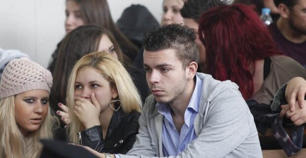 Τέλος στους αιώνιους φοιτητές. Διαγράφονται όσοι κλείνουν 8ετία