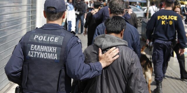 Ο ιατροδικαστής θα κρίνει αν είναι ανήλικοι αλλοδαποί κατηγορούμενοι