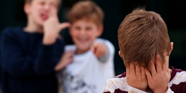 Το Child Bullying μέσα από τέσσερα συγκλονιστικά βίντεο