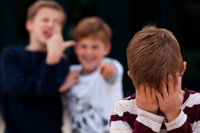 Το Child Bullying μέσα από τέσσερα συγκλονιστικά βίντεο