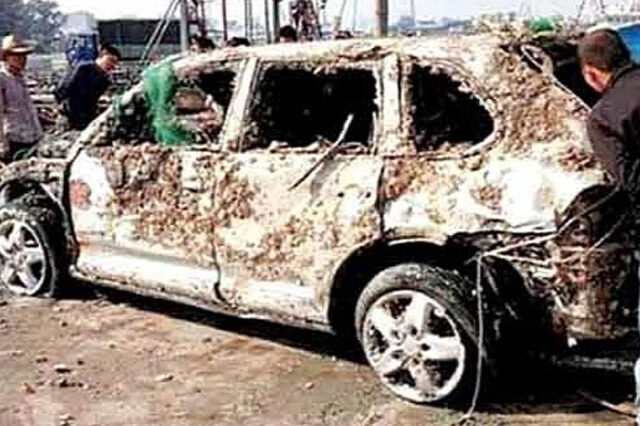 Κίνα. Η ψαριά έφερε στον αφρό μιά Porsche Cayenne