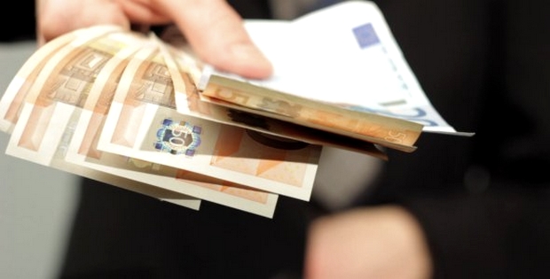Υπάλληλος πολεοδομίας με λογαριασμό… 1 εκατομμυρίου ευρώ