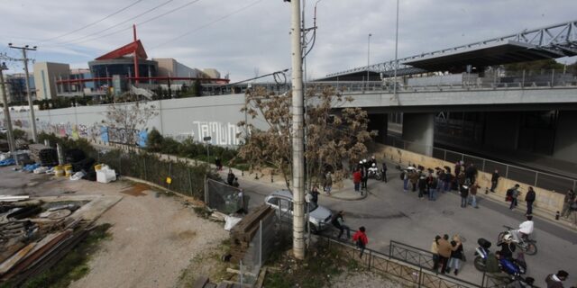 Καταδίκη κομμάτων για την επίθεση στο Mall