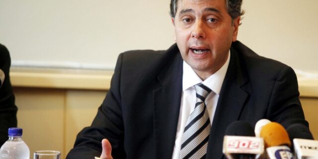 Κορκίδης: Να μειωθεί ο μισθός εμποροϋπαλλήλων από τα 863 στα 751 ευρώ
