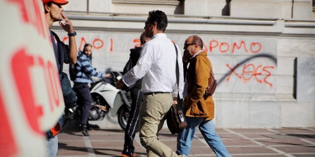 Μισθολογική “ψυχρολουσία” για μισθωτούς – συνταξιούχους