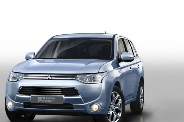 Mitsubishi Outlander. Στη Γενεύη κάνει πρεμιέρα η υβριδική έκδοση