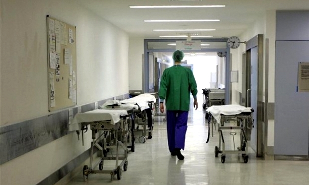 Ιατρικός Σύλλογος Αθηνών: Χιλιάδες γιατροί παραμένουν απλήρωτοι