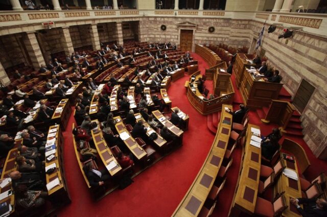 Πόλεμος ανακοινώσεων ΔΗΜΑΡ – Χρυσής Αυγής με σχόλια για ναζιστές και γενοκτονία